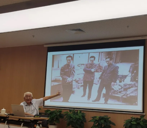 6ef1ec089f3bfaccdf9a3c4148602382