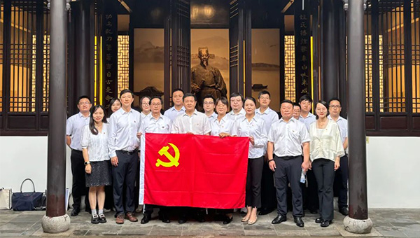 ebfe46bd03e93135fcda8c5cd73b8f53